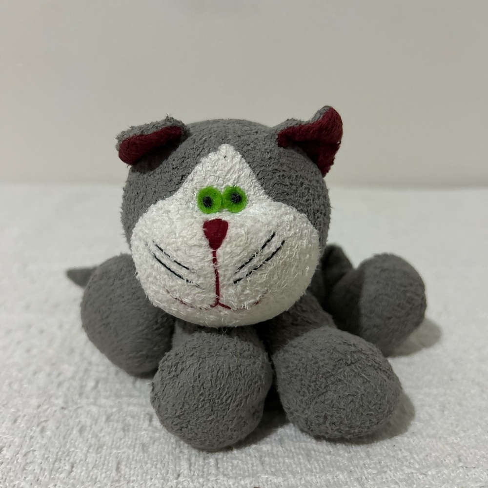 Cute Gray and White Plush Crispy Cat Plush Stuffed Animal Toy